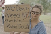 事业预测特斯拉在得州奥斯汀遭遇抗议活动：反对马斯克Robotaxi计划